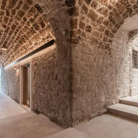 Armerun Residences