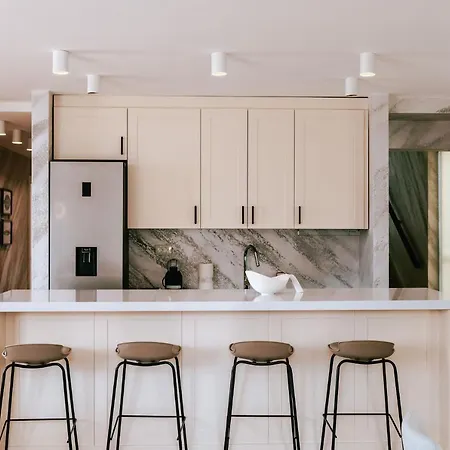 Armerun Residences Apartment