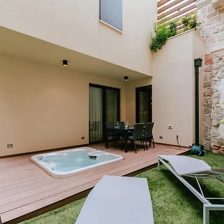 Armerun Residences *